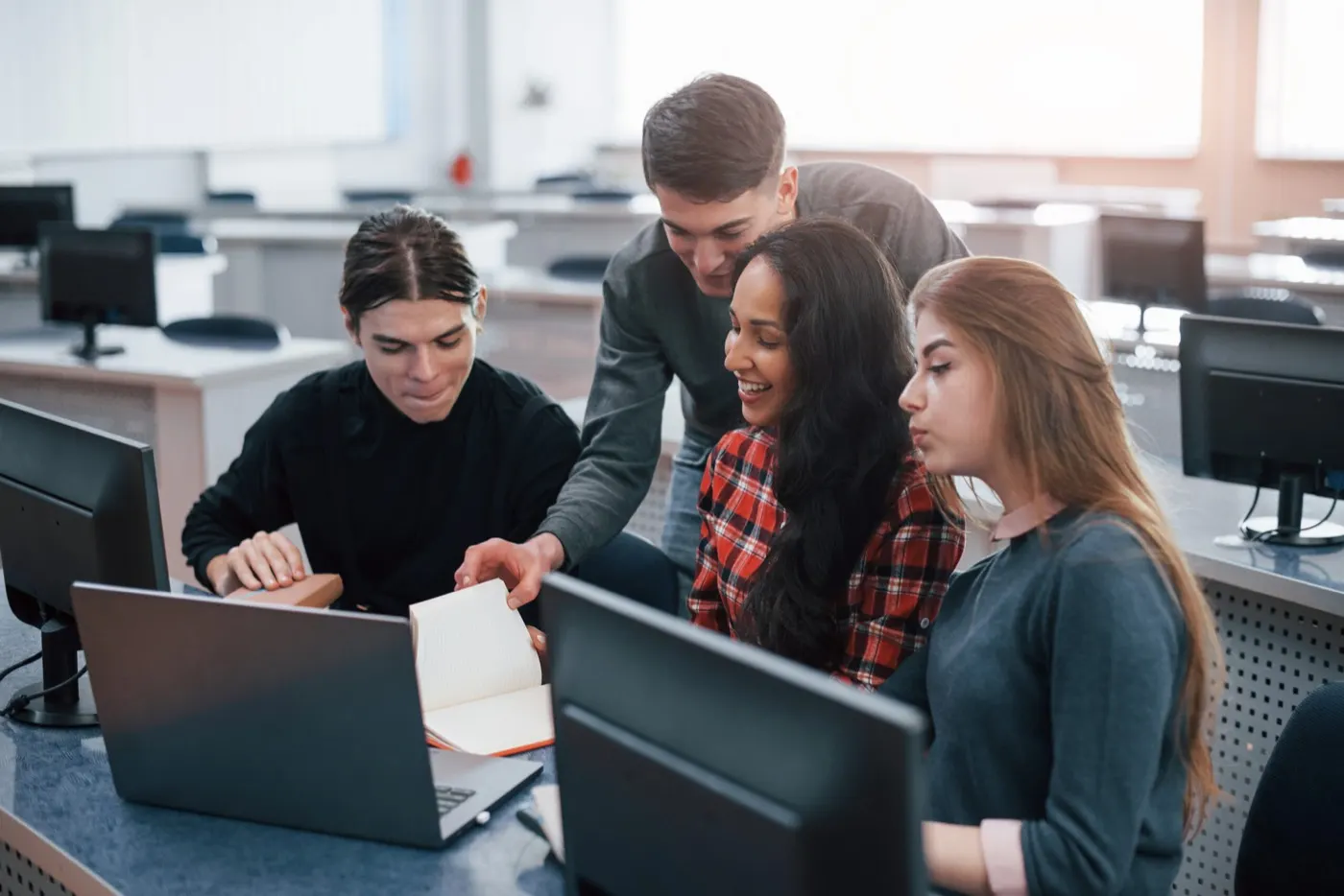 Students learning at TecKnowledge